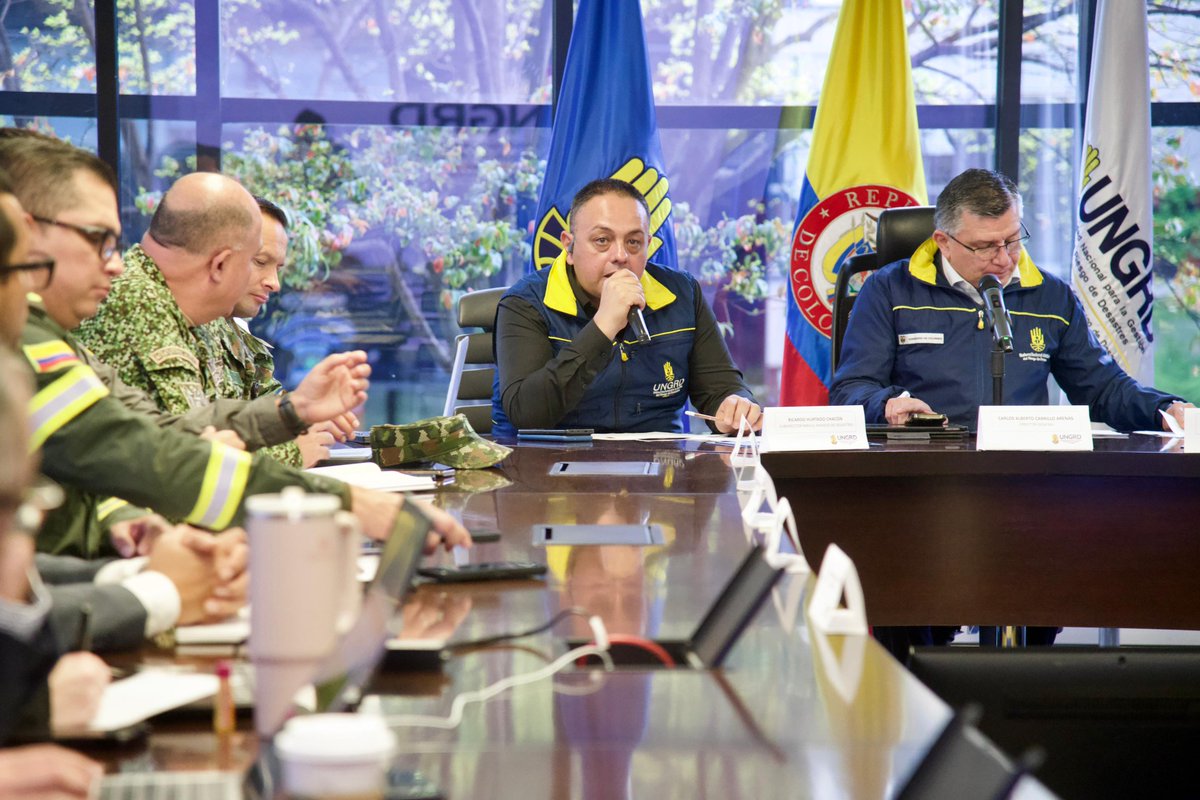 UNGRD's tweet image. La UNGRD lidera, en coordinación con la @CancilleriaCol, el Comité Nacional para el Manejo de Desastres Extraordinario con el fin de coordinar el envío de apoyo humanitario a #Jamaica y #Cuba tras el paso del huracán #Melissa.

El apoyo incluye 22 toneladas de kits humanitarios:…