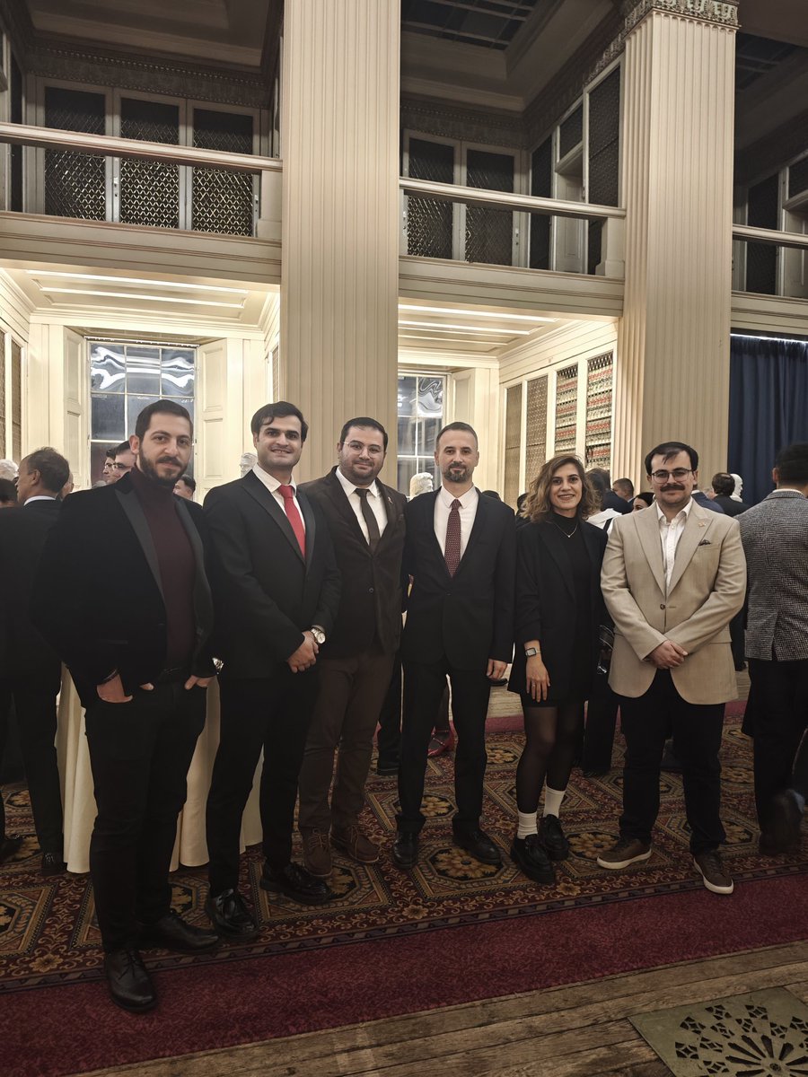 Cumhuriyet Bayramı kutlaması vesilesiyle İskoçya ve İngiltere'de öğrenimlerine devam eden bursiyer öğrencilerimizle bir araya geldik.
<a href="/tcmeb/">Millî Eğitim Bakanlığı</a> 
<a href="/mebabdigm/">T.C. MEB AB ve Dış İlişkiler Genel Müdürlüğü</a> 
<a href="/mebyyegm/">Yükseköğretim ve Yurt Dışı Eğitim Genel Müdürlüğü</a>