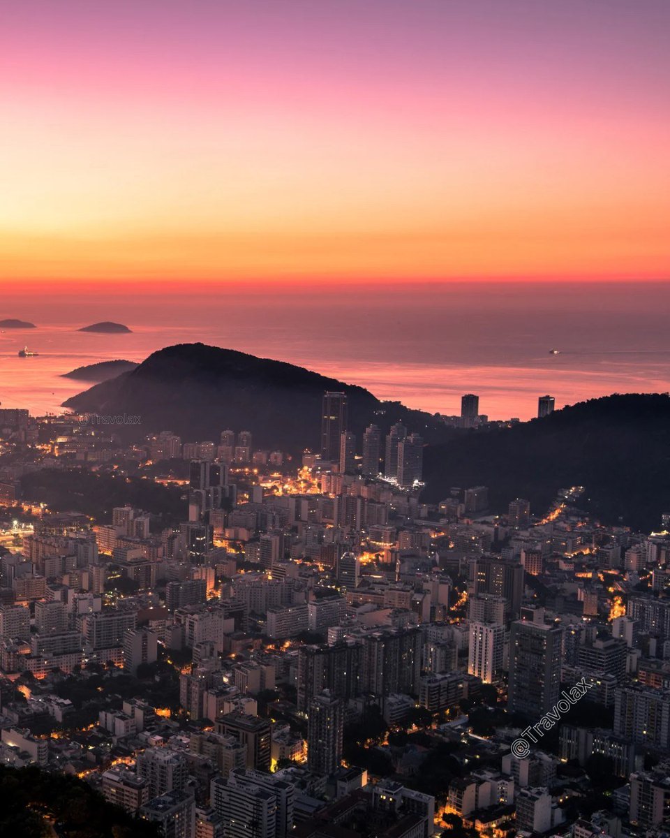 There are sunrises, and then there's a Rio de Janeiro sunrise.