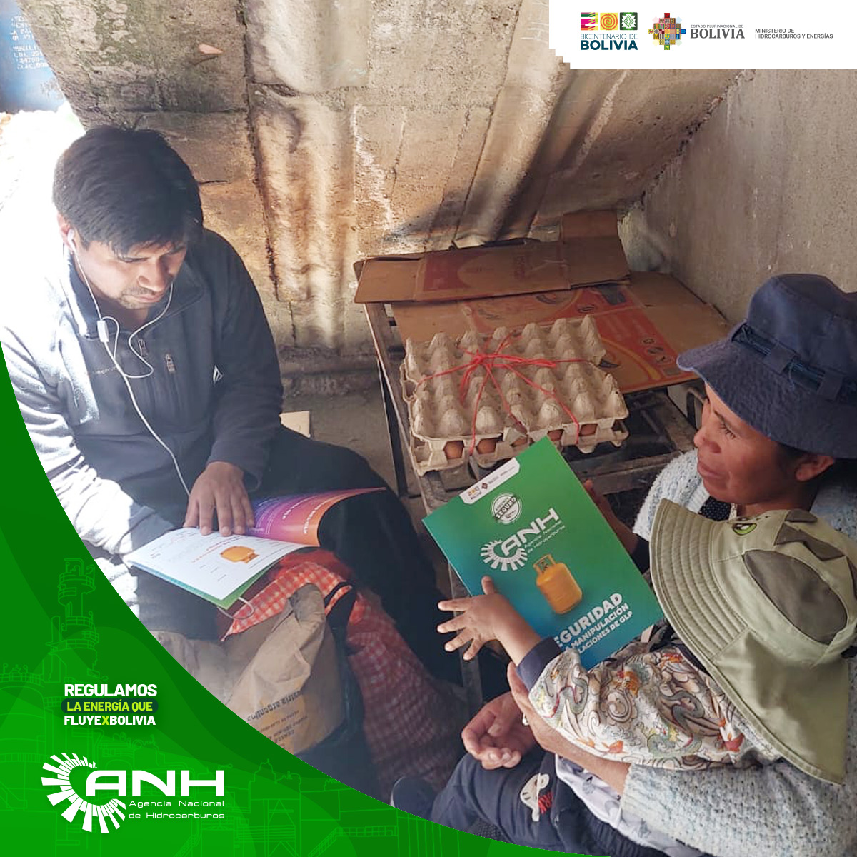 ✅Verificamos el uso seguro de garrafas de GLP. La #ANH #LaPaz, realiza recorridos preventivos en hornos de diferentes zonas, para verificar el uso y manipulación correcta de garrafas de #GLP durante la celebración de Todos Santos, con el fin de precautelar la seguridad de todos.