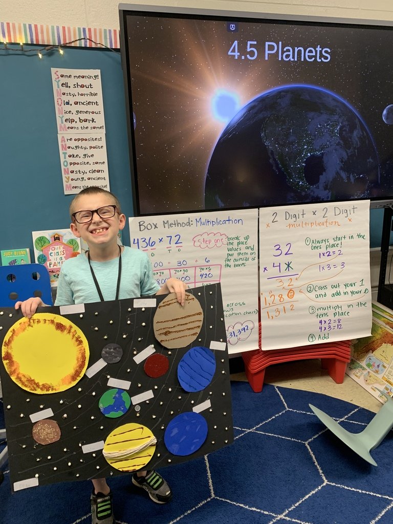knights2901's tweet image. Our 4th graders presented their fantastic solar system projects and learned how to record a video of themselves demonstrating rotation vs revolution on their Chromebook! 🌒🌎🪐  #SolarSystem #Technology  #WeAretheKnights
