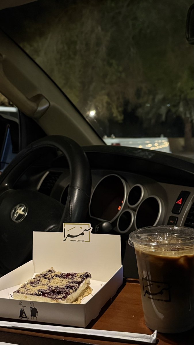 كل التفاصيل الصغيره على البال 
من يوم شفتك لين ما عاد شفتك .