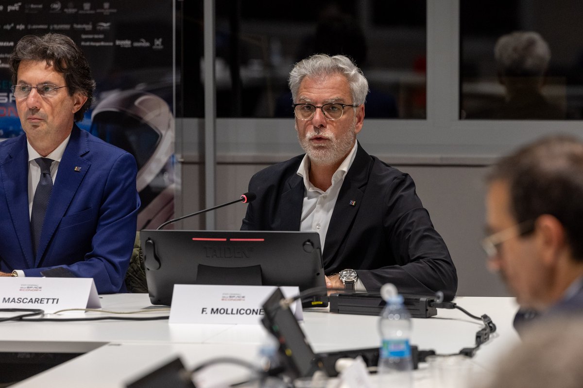 IpseSpaceEcon's tweet photo. Alla Regione Piemonte il secondo appuntamento degli #StatiGeneraliSpaceEconomy2025: “Intelligenza Artificiale per la Space Economy”.

Con @AlessioButti_  , Matteo Marnati, @votaMascaretti , @fmollicone. 🇮🇹✨ https://t.co/mul1gOr7zW