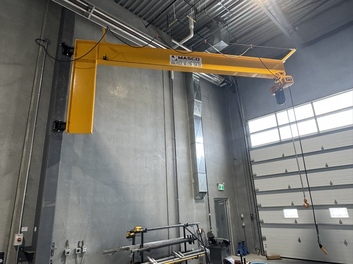 MascoCrane's tweet photo. A recently completed project in Acheson,AB. Two 5+5 (10  Ton) Capacity Bridge Cranes with 50’ Span and @StreetCrane Wire Rope Hoists. This project also had a 2 Ton Column Mount Jib Crane with a 20’ Boom Length and a KITO Electric Chain Hoists. #bridgecranes #hoists https://t.co/5CirtLOkiH