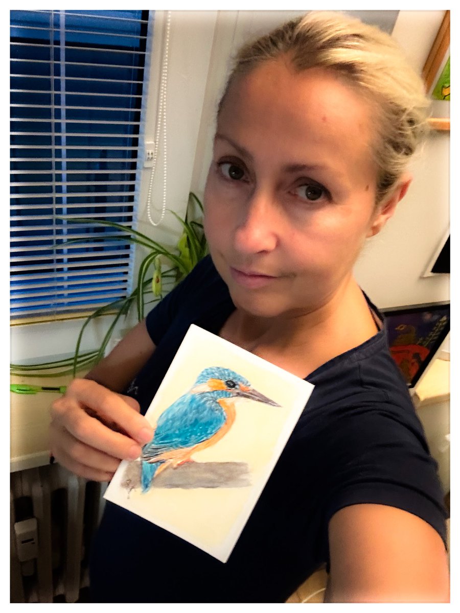 beneslenka's tweet image. dva nejnovější ledňáčci - to tak prostě někdy vyjde  😉🫡
1373.-1374. člen letky ptáčků proUA 
minulý týden jsme se řádně hryzli a během dvou dnů vybrali na DANU, a teď jedeme dál! 🥳
a víte jak, za příspěvek ptáčka 😉👇👇👇
krásný večer❤️