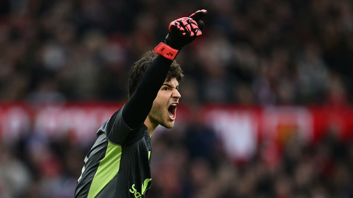 Seeing Senne Lammens in goal over the past 2 clowns we had in goal keeps my heart levels and BP in check