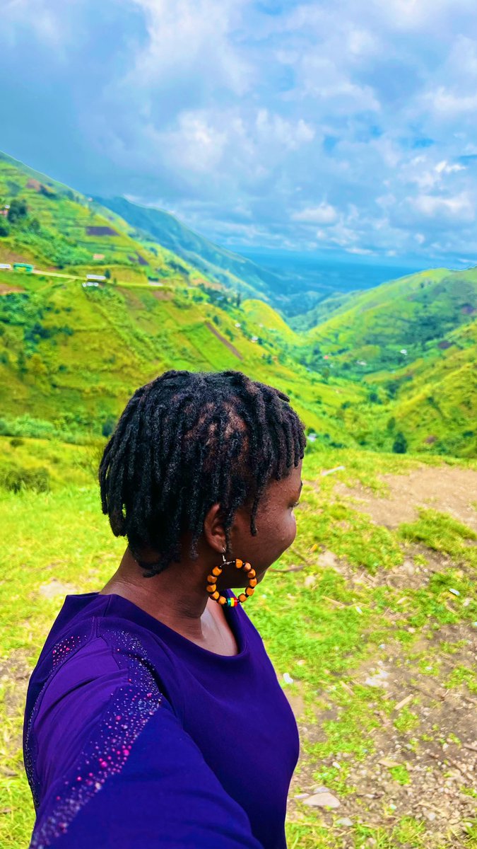 GilazioAdventur's tweet photo. I Spent the day cruising through the scenic roads of Uganda 🇺🇬 where every curve reveals a new breathtaking valley view.
Welcome to Ntoroko District with beauty in every turn! 🌿✨
#Uganda #TravelUG #Ntoroko #Explremore https://t.co/Pd8we6pHN9