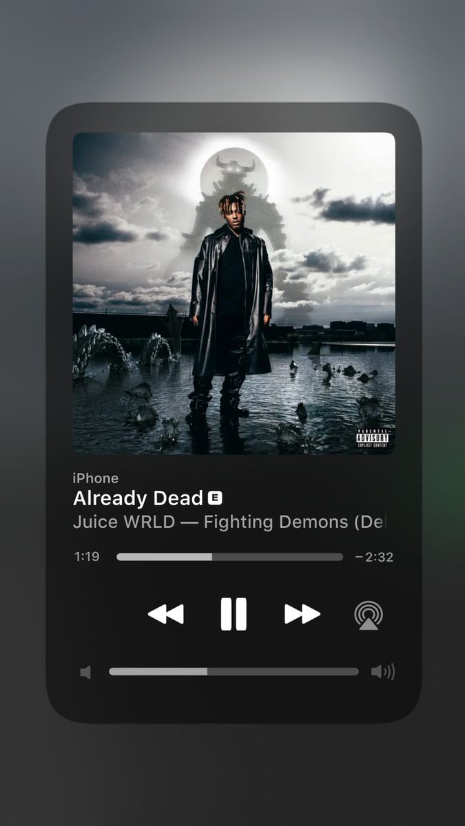 Nazz999_'s tweet photo. Late night vibes 💤 https://t.co/MNxO5bKC0k