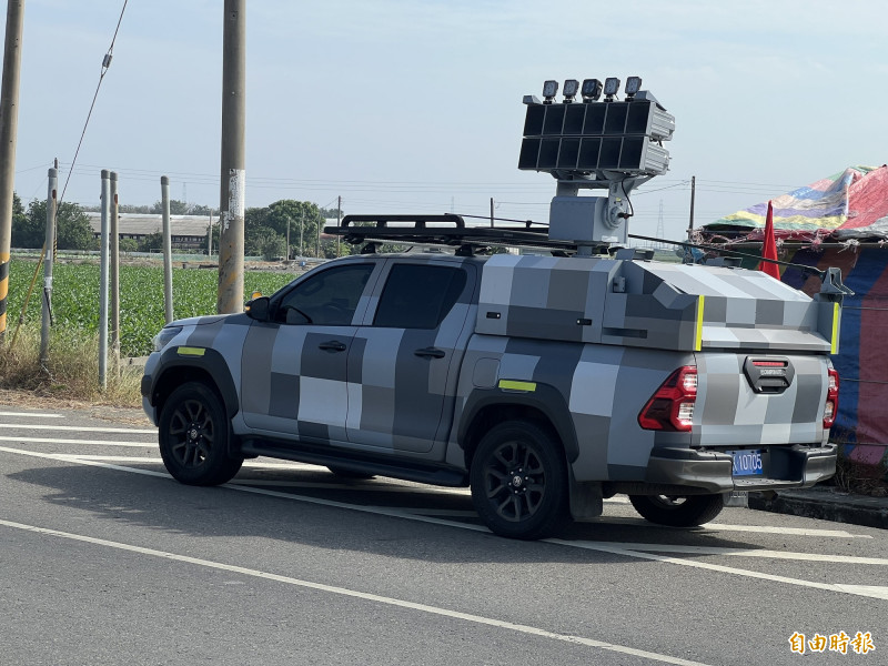 TaiwansDefense's tweet image. The 🇹🇼Republic of China Army 234th Mechanized Infantry Brigade transitioned from defense to offense with support from AH-1W attack helicopters in the coastal areas of Yunlin, western Taiwan, on 10/30.

The unit is currently participating in Exercise LU SHENG 1.

(Liberty Times)