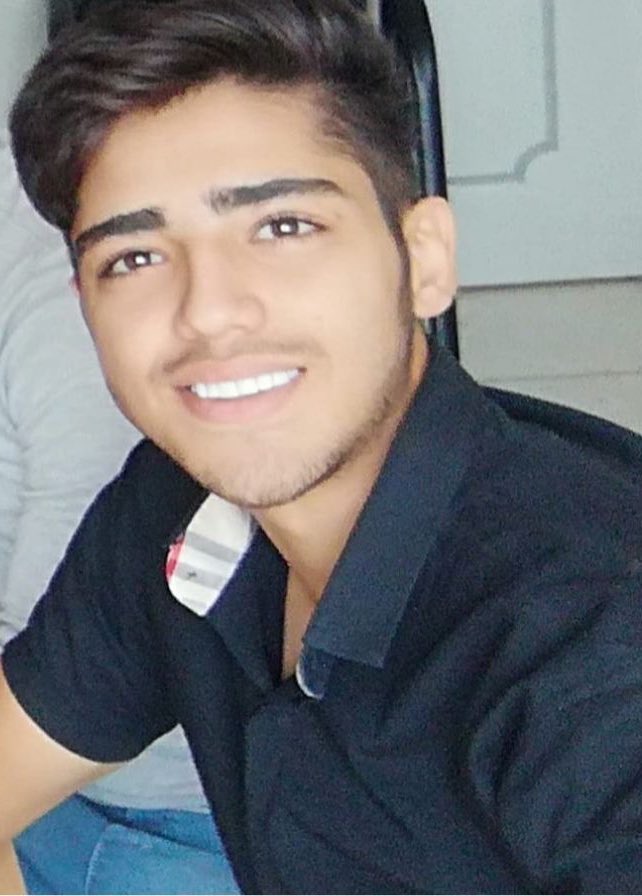 kooyedaneshgah's tweet photo. از امروز به پویش #من_هم_پسر_کسی_هستم بپیوندیم.
جاویدنام #رضا_معظمی_گودرزی 

#از_آبان_بگو https://t.co/Tc5QdvA1I4