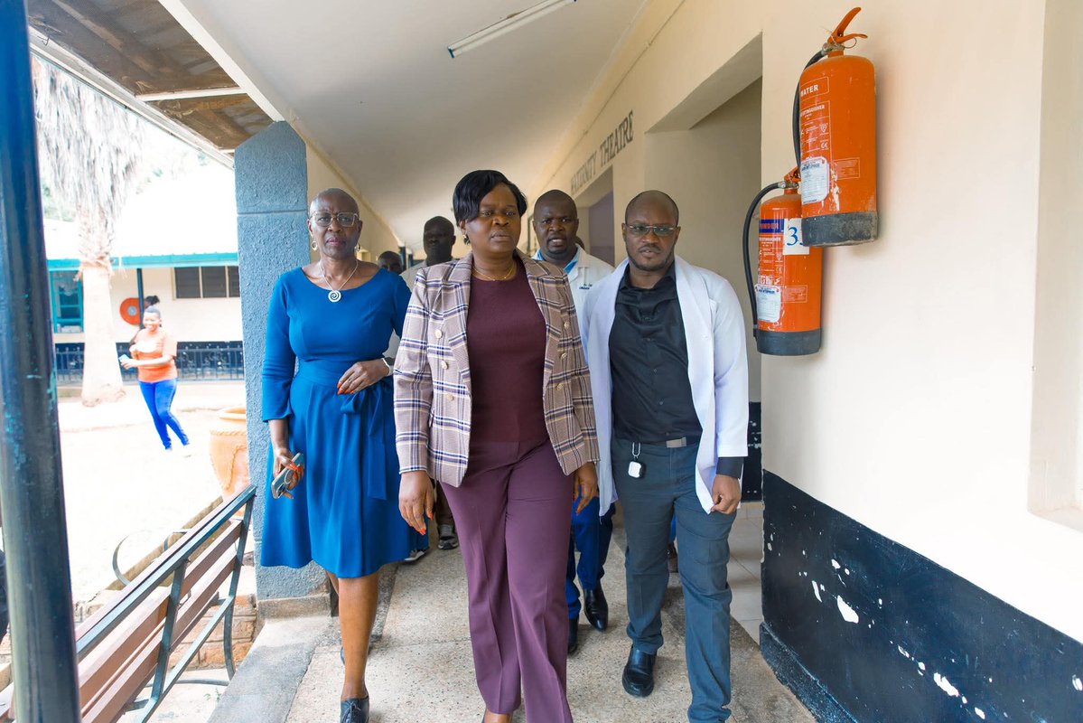 gladyswanga's tweet image. The installation of Laparoscopic, Echocardiographic, and Endoscopy Tower machines at Homa Bay County Teaching and Referral Hospital significantly enhances the facility&apos;s ability to manage specialized surgical and medical procedures. 

Our people can now access critical healthcare…