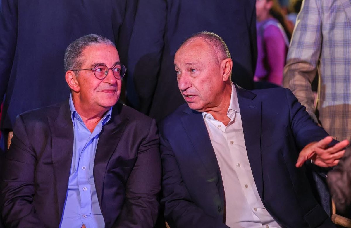 حضور انتخابات الأهلي من الثوابت اللي بتتوارثها الاجيال على مر التاريخ نتمنى الاجيال الجاية تحافظ عليها 

#انزل_الأهلي_أمانة
#الأهلي_ينتخب_مجلسه