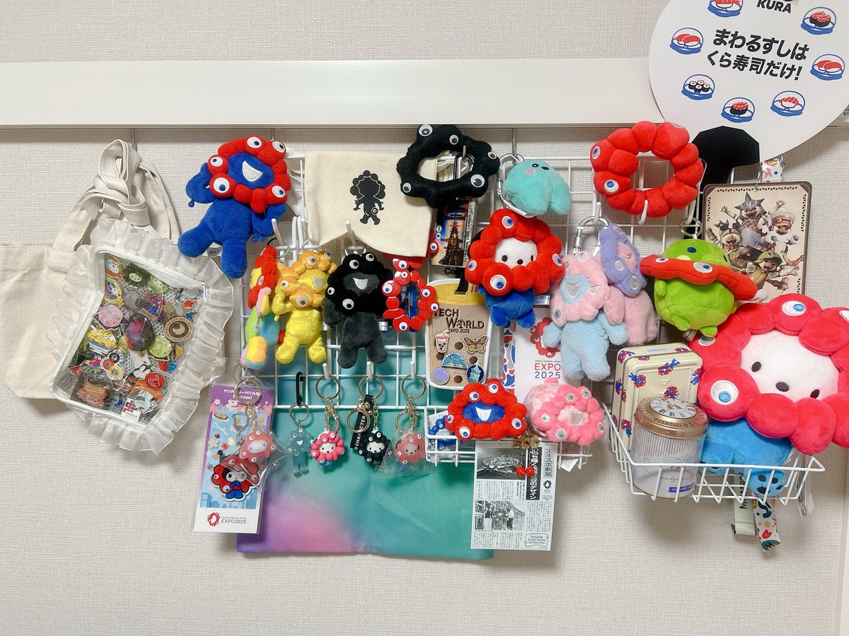 st___013's tweet photo. しっかり関東から万博に27回も通い（夜勤明け弾丸、日帰り含め）、睡眠不足で始発万博、夜行バスで仕事をこなして寿命を縮め、やっと体力が戻ってきたこの頃です。

で、秋はバイクだ！！！！！！！！！と意気込んでたら寒すぎて引いてます😇💭🍂
GB350は売るか〜〜〜 https://t.co/eeNNnttl3f