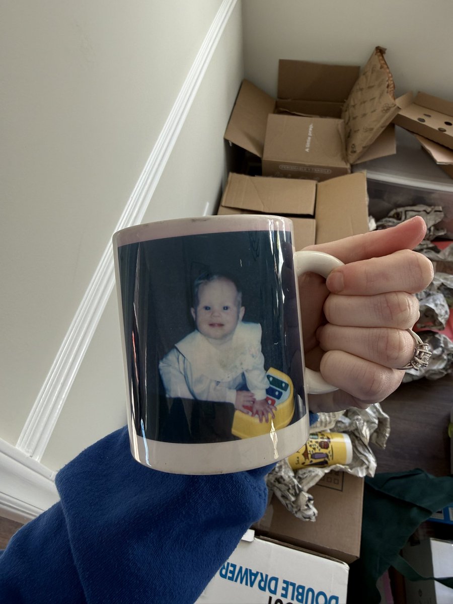 woahlicious's tweet photo. Unpacking on bday https://t.co/I80F9yqyIJ