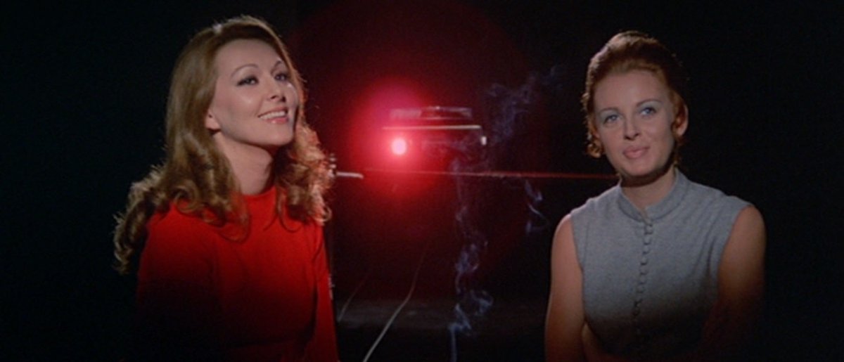 The Forbidden Photos of a Lady Above Suspicion (1970) - One of the best lit films I’ve seen this year. Just impeccable anamorphic framing and atmosphere.