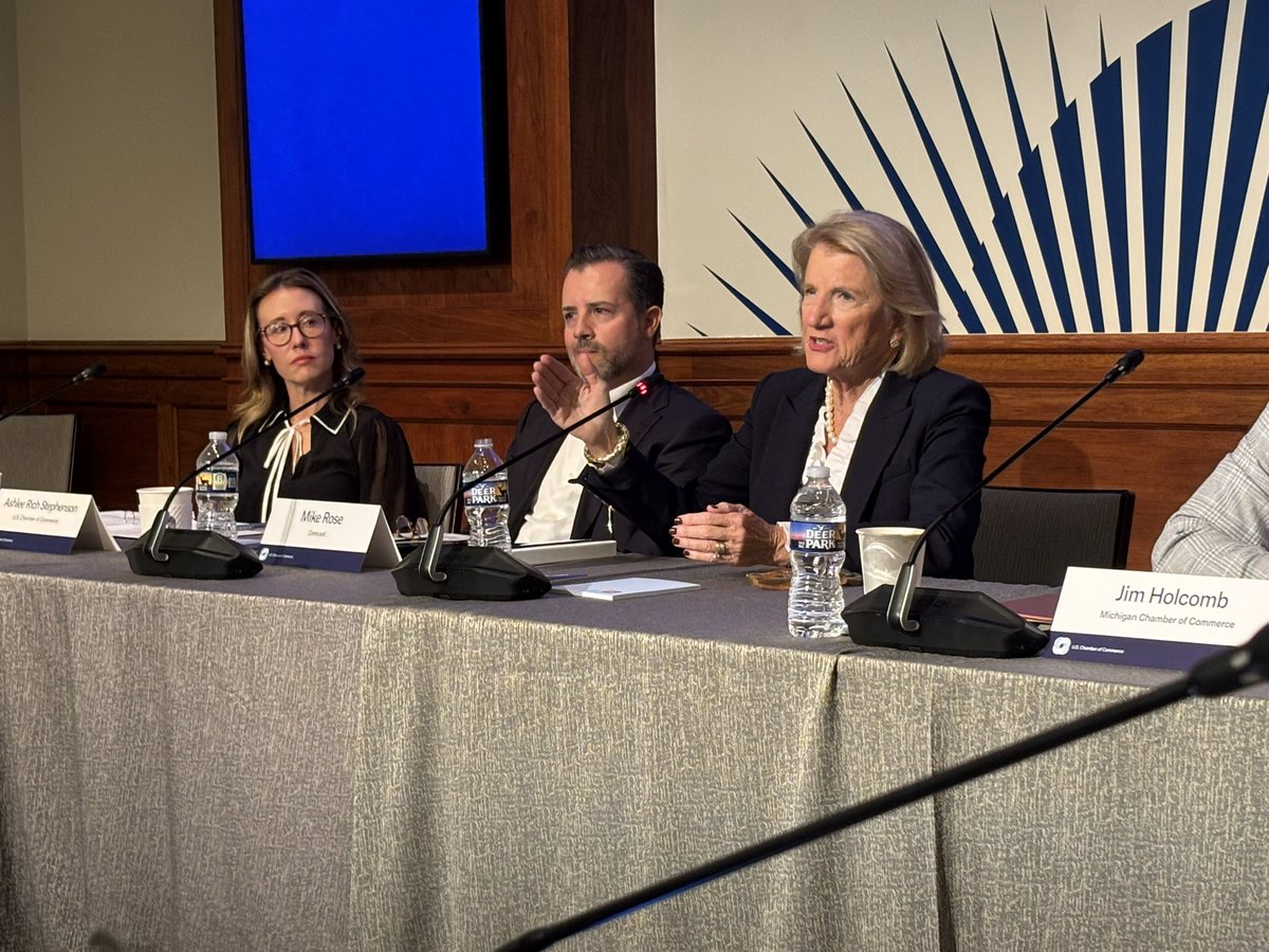 The @wvachamber is proud to participate in the @uschamber's Committee on Political Affairs and Issue Advocacy supporting pro-business priorities. Thanks to @sencapito, Ashlee Rich Stephenson, Jim Holcomb, Mike Rose &amp; Neil Bradley for a great morning!