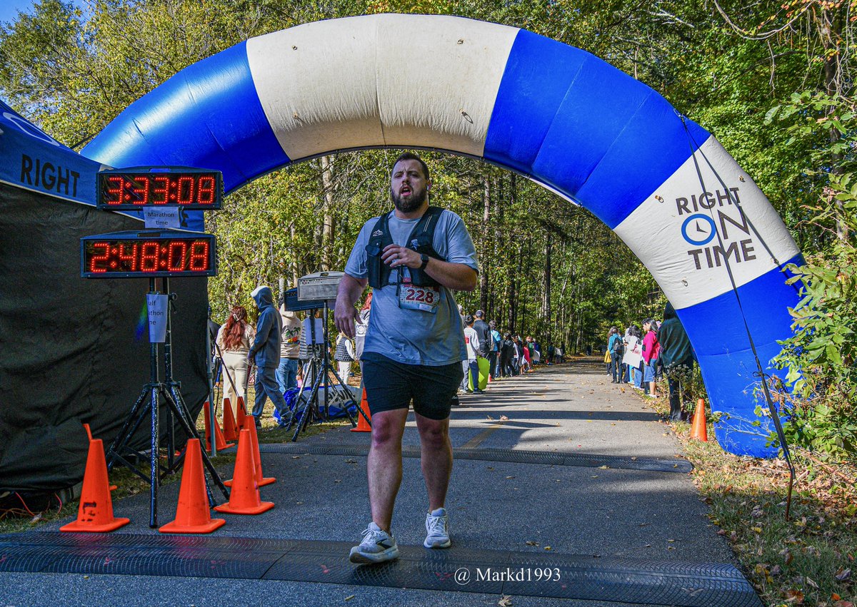 Austin_Reaves95's tweet photo. Crazy you run a half marathon and the athletic starts hyping you up! https://t.co/nGNsJdtmcu