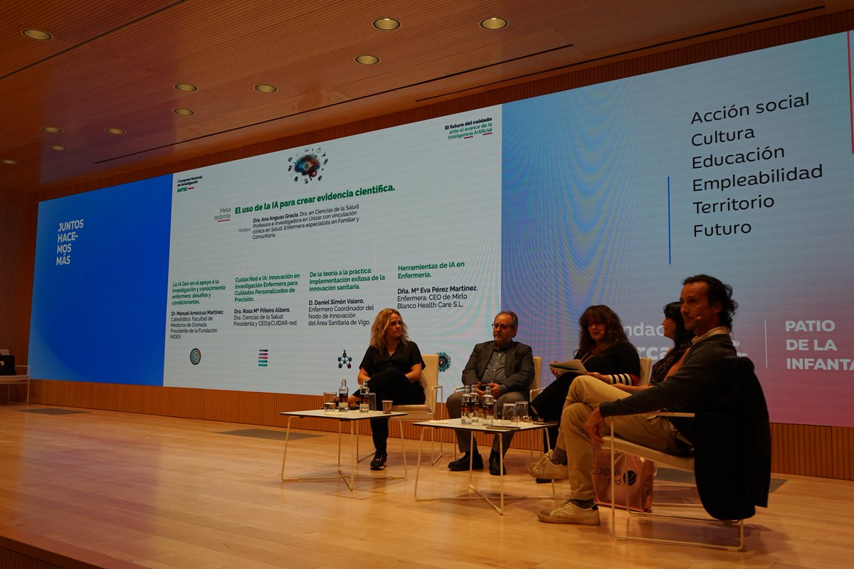 satsearagon's tweet photo. ✅Finaliza la mañana del primer Congreso Nacional de Investigación SATSE. 
🩺La IA, tiene que ser la mejor aliada para humanizar los cuidados. 
✍️Las nuevas herramientas se pueden encargar de tareas administrativas y burocráticas.
🔗https://t.co/mp6v9l9Szd https://t.co/f7mnVxCrjc