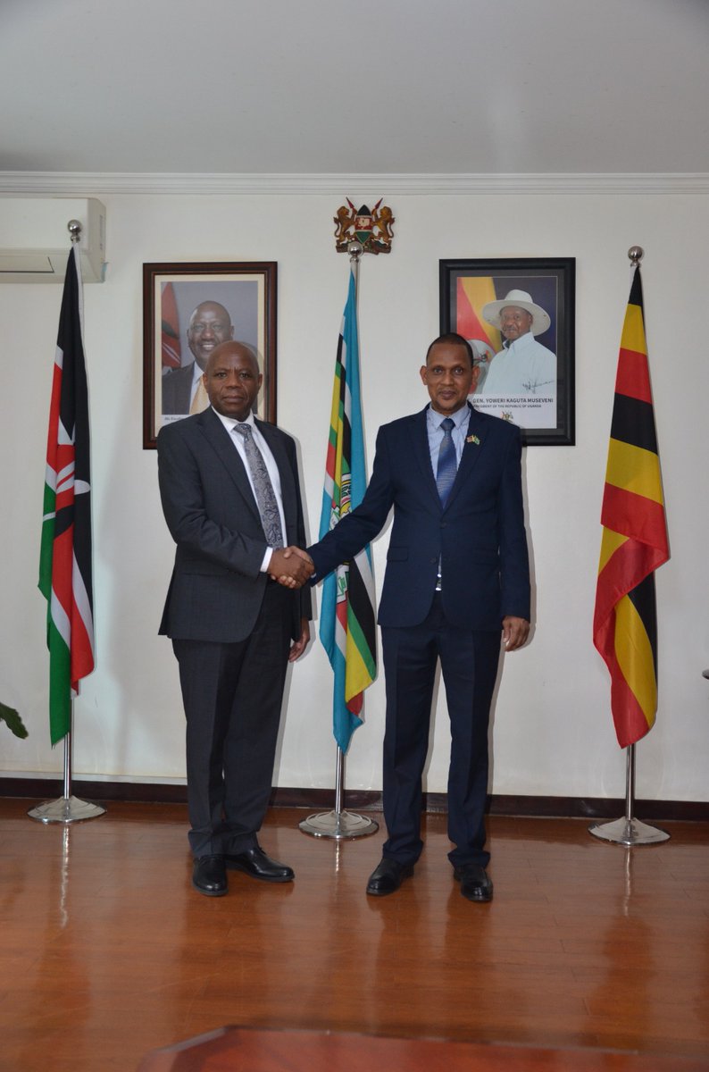 SuleimanRoba's tweet image. It’s never easy to say goodbye to such an incredible team. I’m deeply grateful for the wonderful memories, teamwork, and friendships we built during my tour of duty at the Kenya High Commission in Kampala. My heartfelt thanks to everyone for organizing a beautiful farewell party…