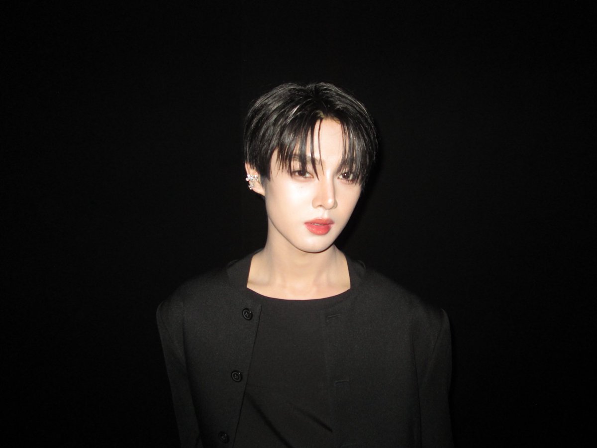 ottoottoo_'s tweet image. วันนี้ได้เพื่อนๆพี่ๆน้องๆในค่ายเป็นครั้งแรกเกือบทุกคนเลยคับ ตอนแรกตื่นเต้นมากๆ แต่ทุกคนให้การต้อนรับดีมากๆ ดีใจที่ได้มีโอกาสมาอยู่ในดูมันดิมากๆคั้บ ดีใจที่ได้เจอทุกคนวันนี้ด้วยน้าาาา ไว้เจอกันงานต่อๆไปคั้บ💖 #ottoottoo #ZomvivorAwakeningNight