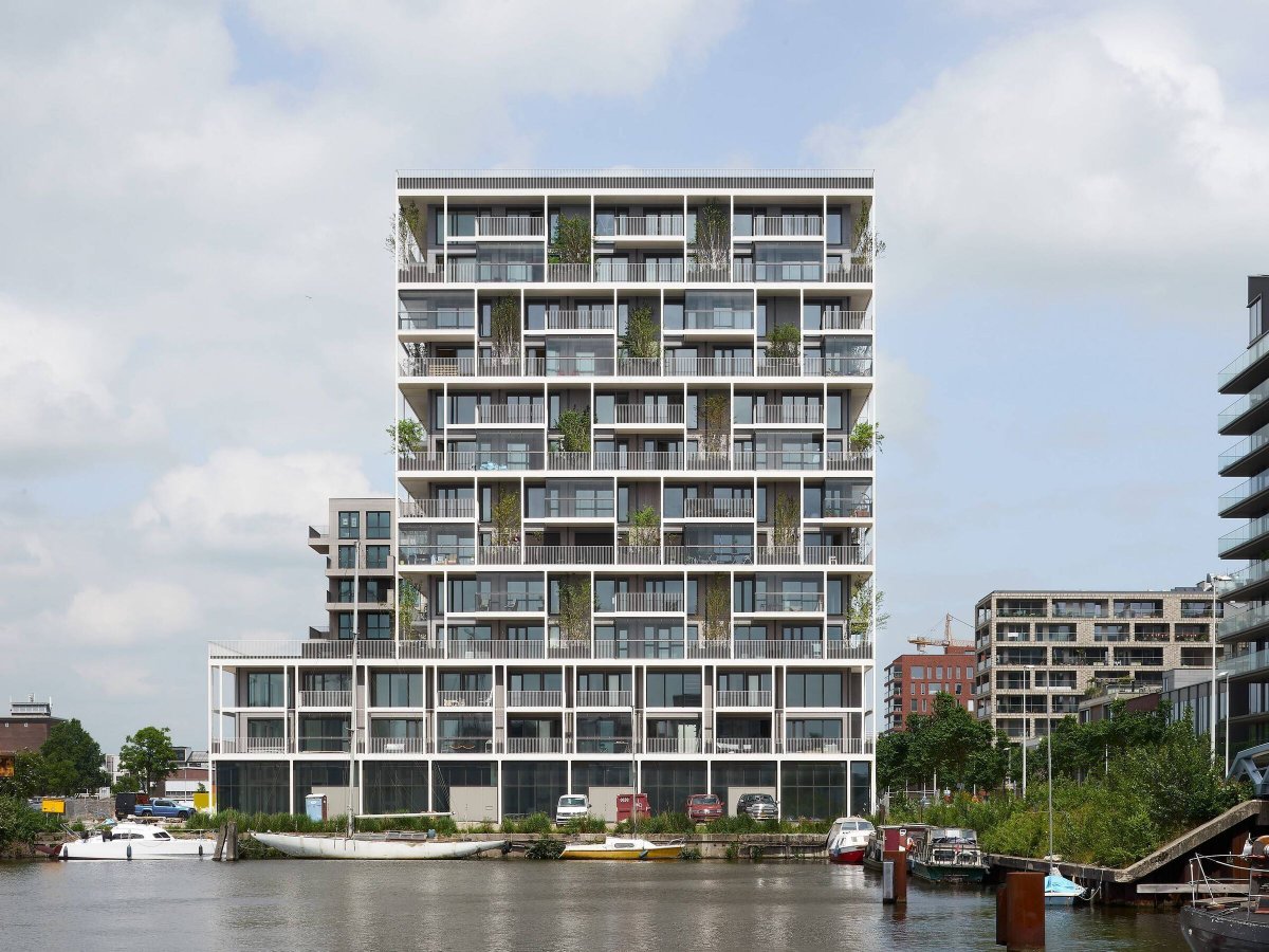 Archello's tweet photo. BSH20A Stories by @olafgipser redefines collective urban living through mass timber construction and bio-based materials.
https://t.co/TxffWOZnIy
#MassTimber #BioBasedArchitecture #CollectiveLiving https://t.co/vUmx6NnBhh