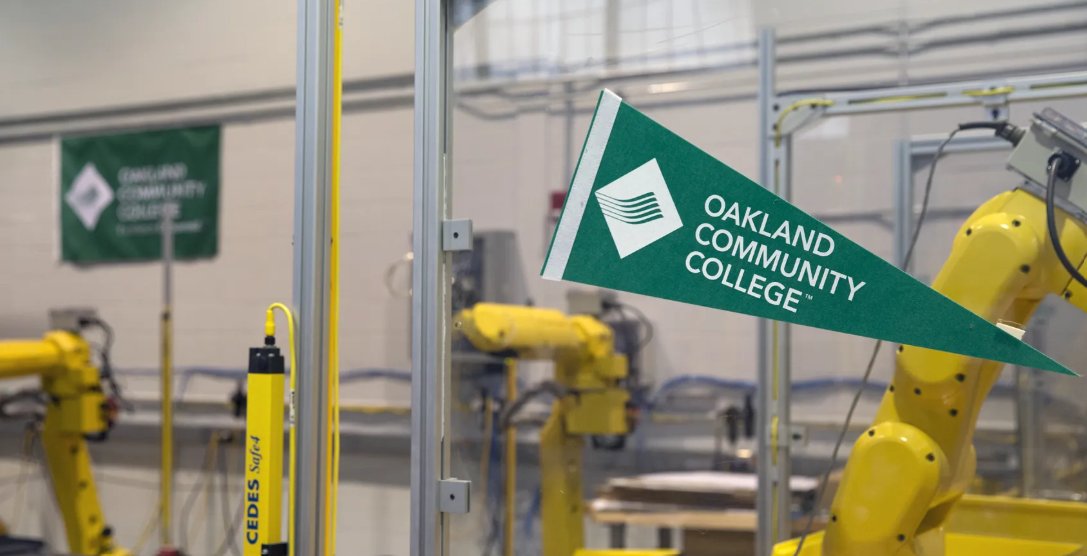 AdvantageOak's tweet photo. News Release: Oakland Community College hosts #OCTechCollaboration Event on Nov. 6. Read it here: https://t.co/n2uZ7aBYeC
Join us one week from today at @OCCollege Royal Oak's brand new Culinary Center for the next Edu2B Event! #OaklandCounty RSVP: https://t.co/Nfb12BRGvh https://t.co/nEXzoTl0H2