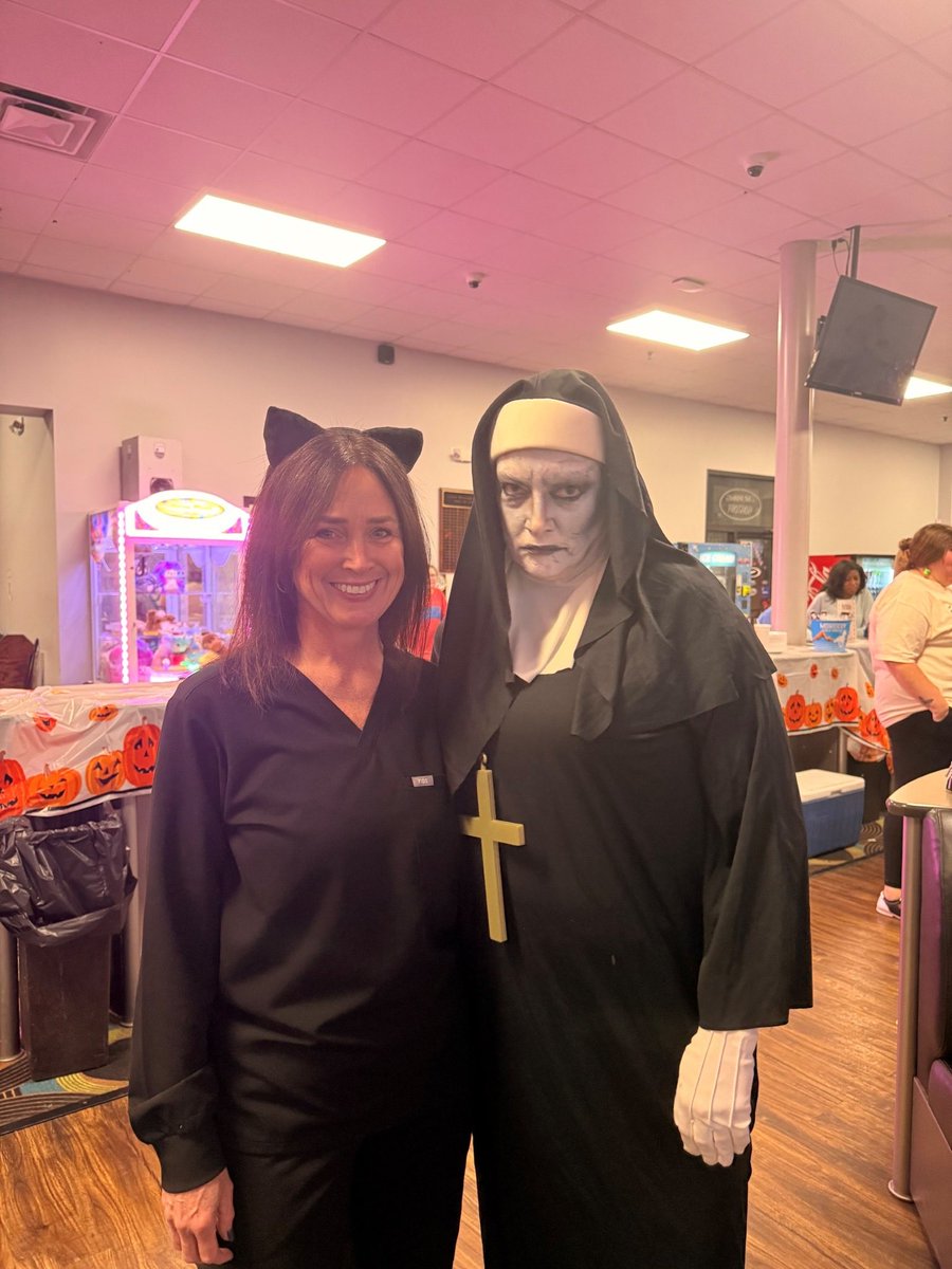 hcminfusion's tweet photo. 🎳 Bowling for Breath! We supported this great event, sponsored by the Cystic Fibrosis Foundation.  This year, we won the Highest Team Score, and our VP, Kristi Walker, personally won the Highest Women’s Score!  

Donate below:
https://t.co/0rgGmwiBAT

#donate #findacure https://t.co/9Y9hHsCRTC