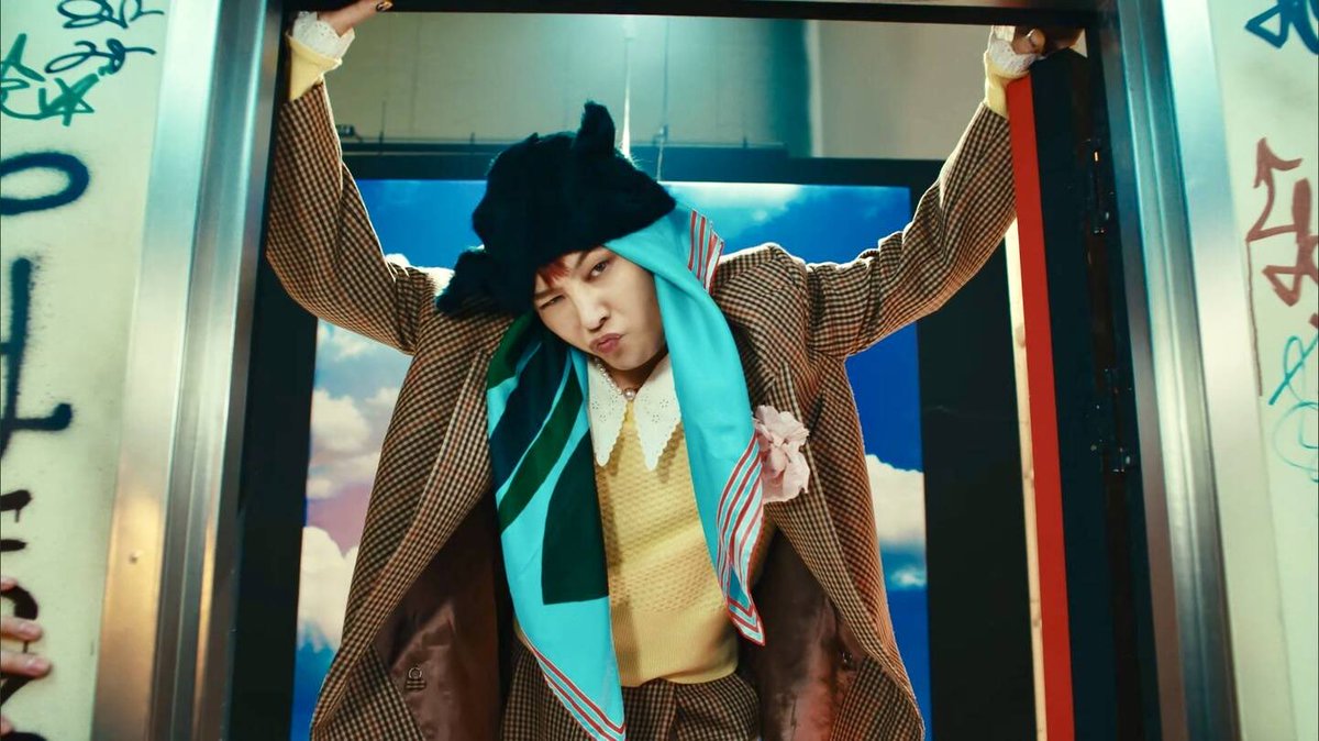 One year ago today, G-Dragon made his comeback to music with ‘POWER.’