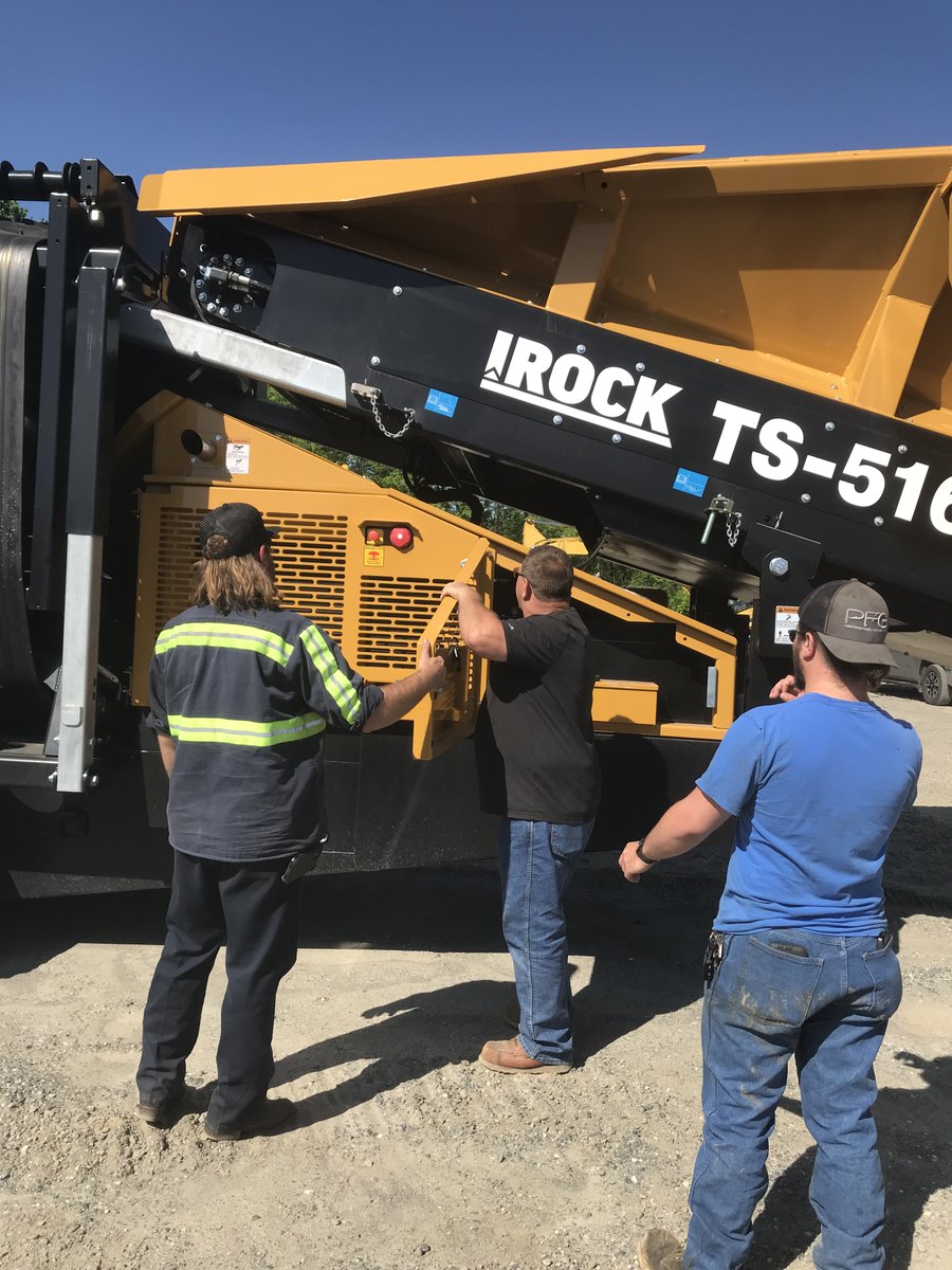 IROCKcrushers's tweet photo. Optimize uptime with help from IROCK! We provide training support to help you protect your investment, stay profitable—and most importantly—create a safe work environment for your crew. https://t.co/ppCsQVD9JO