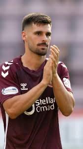 delete account tweet media