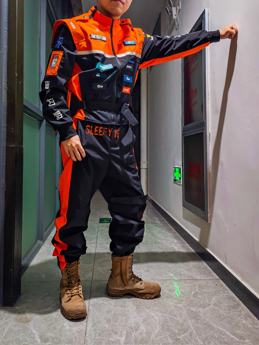 Sleepy H tweet media