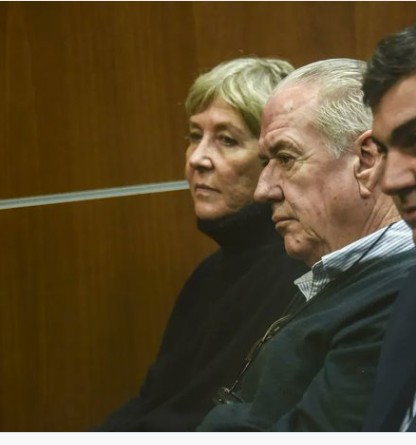 Mientras <a href="/Fachoypico/">El Fach🅾️ Facher🅾️</a> ve fantasmas, siguen encantado a los corruptos de la #CORE