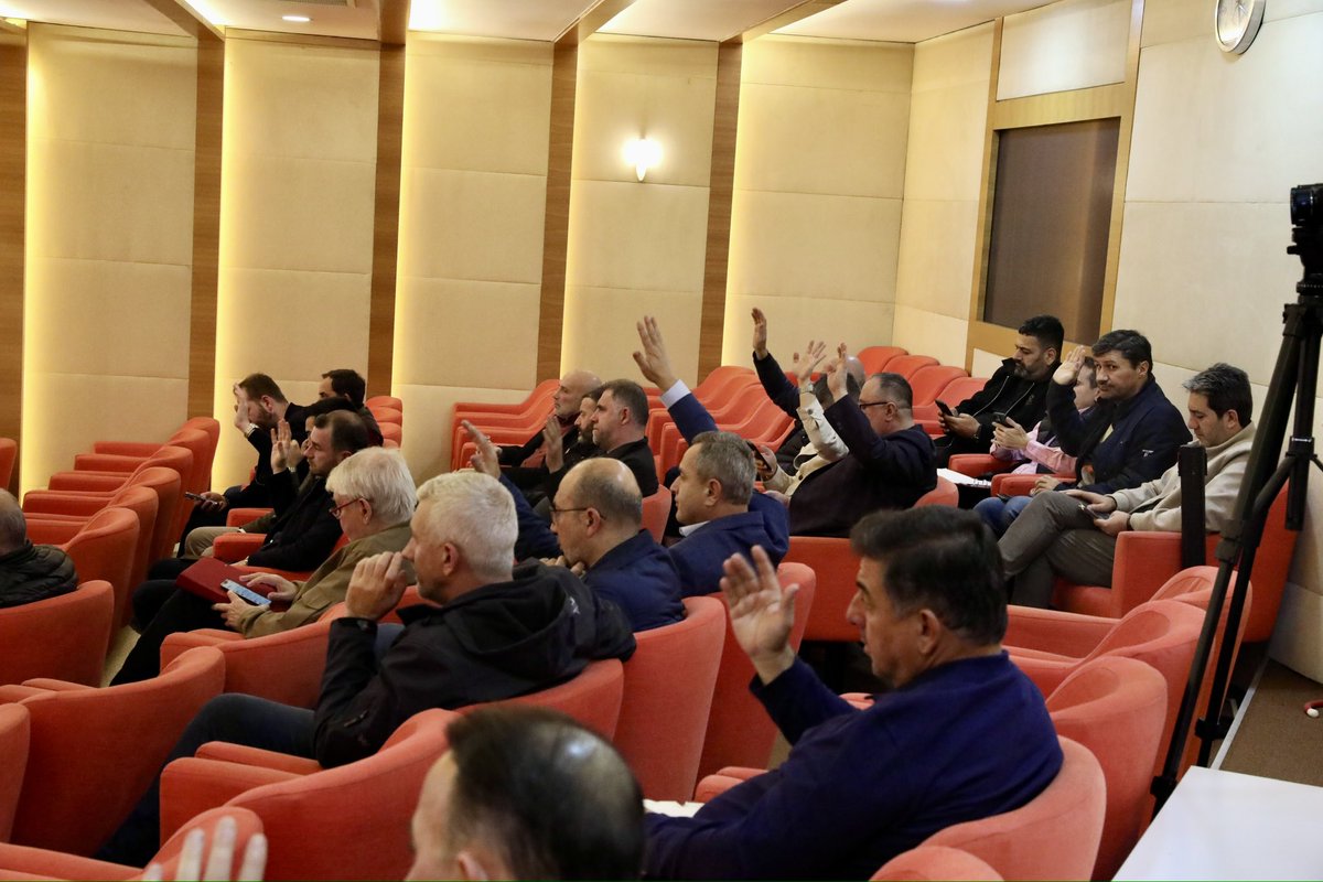 Haftalık Yönetim Kurulu ve Aylık Meclis Toplantılarımızı gerçekleştirdik.
Gündem maddelerini değerlendirerek üyelerimizle istişarelerde bulunduk.
Katılım sağlayan tüm üyelerimize teşekkür ederiz.