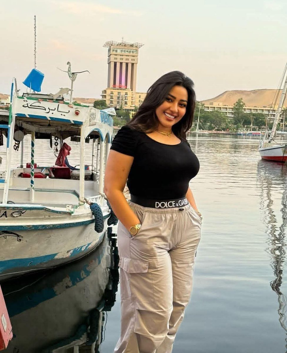 فديو رحمه محسن هنا  🫣🫣
t.me/xxx_emmy_mxxxx