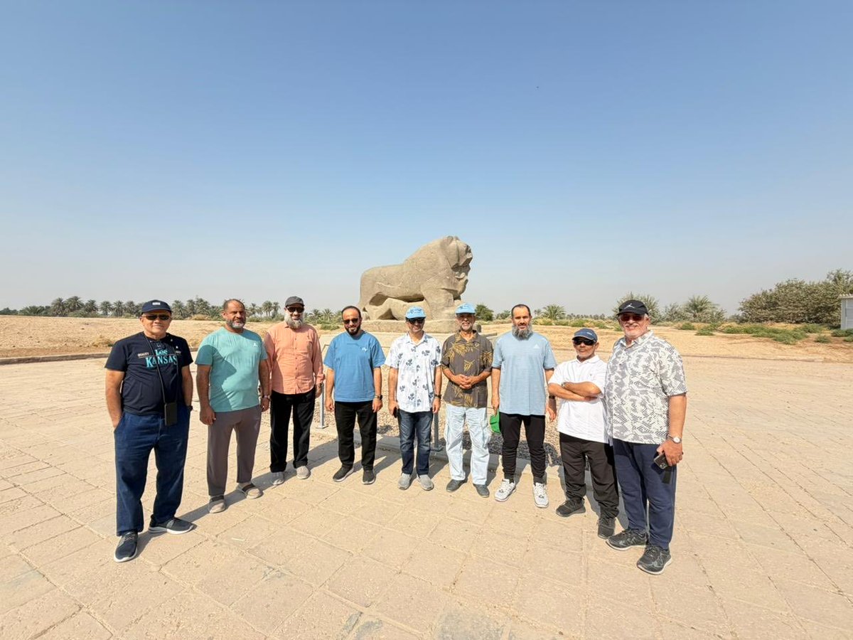 رحلة لبان الثقافية #خلا_العراق في يومها الثالث تتجول في آثار بابل وتزور ضريح الامام علي كرم الله وجهه وجامع الكوفة.
⁦<a href="/malrahby/">محمد بن سيف الرحبي</a>⁩ ⁦<a href="/LubanBook/">دار لبان</a>⁩