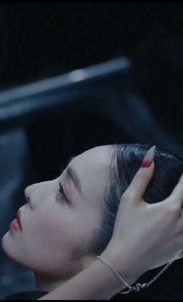 RV_SeulRene23's tweet image. The woman                               The love of her life