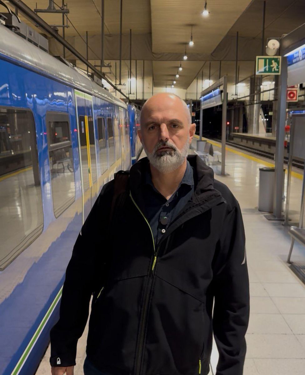 El <a href="/psibpsoe/">PSIB-PSOE</a> exigeix explicacions sobre la retirada dels tren-tram a les línies de <a href="/sferroviarism/">SFM</a> i acusa al PP de desatendre el transport públic a Mallorca. 

<a href="/jaume_mateu/">Jaume Mateu</a> 

psib-psoe.org/mallorca/el-ps…