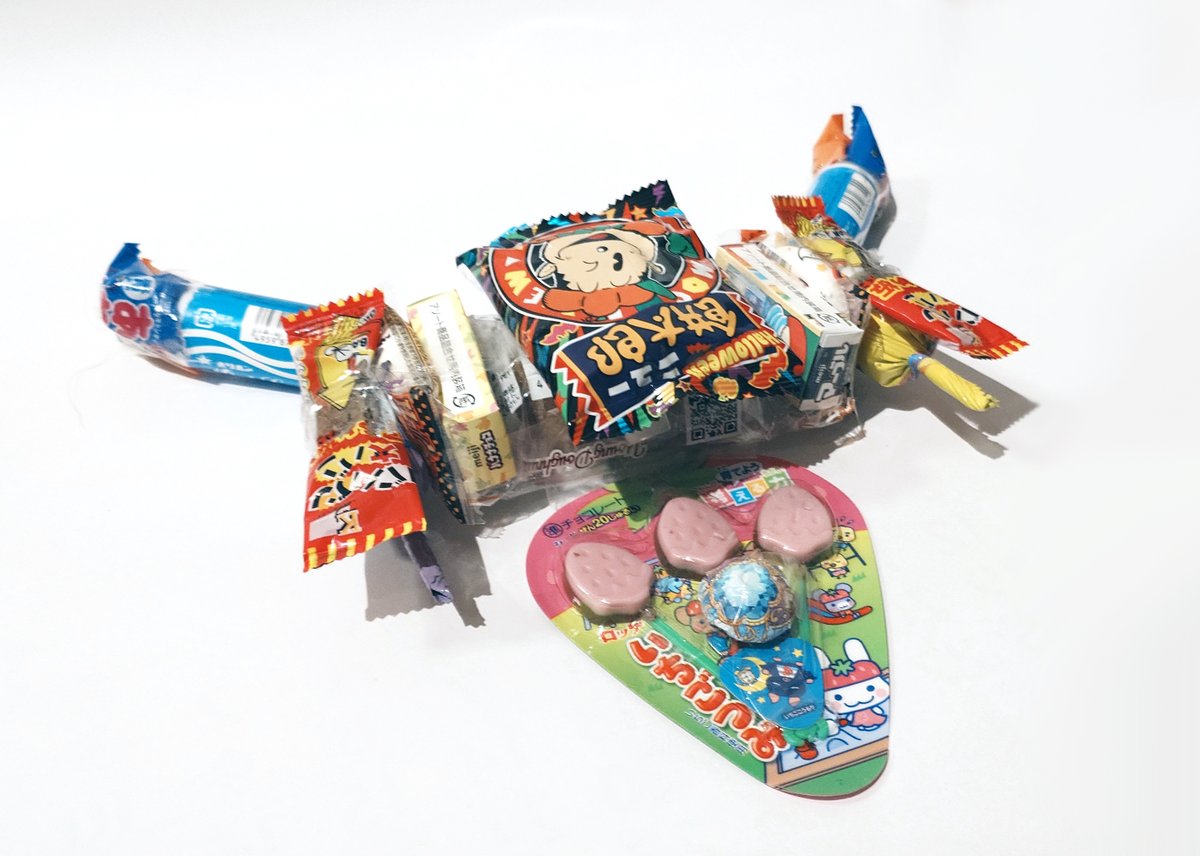 HappymealInc's tweet image. ／
Happy🎃ハロウィーン！
＼
#ファイナルフォーメーション 発売記念
HM社🎁キャンペーン！

🐶PELLと合体変形を完全再現⁉
シティコネクション公式放送でお披露目しました『🍭お菓子なイクスペル』(食べれます)を抽選で1名様！

🎯フォロー/リポストで応募
締切11/2(日)迄※抽選後当選者へDM