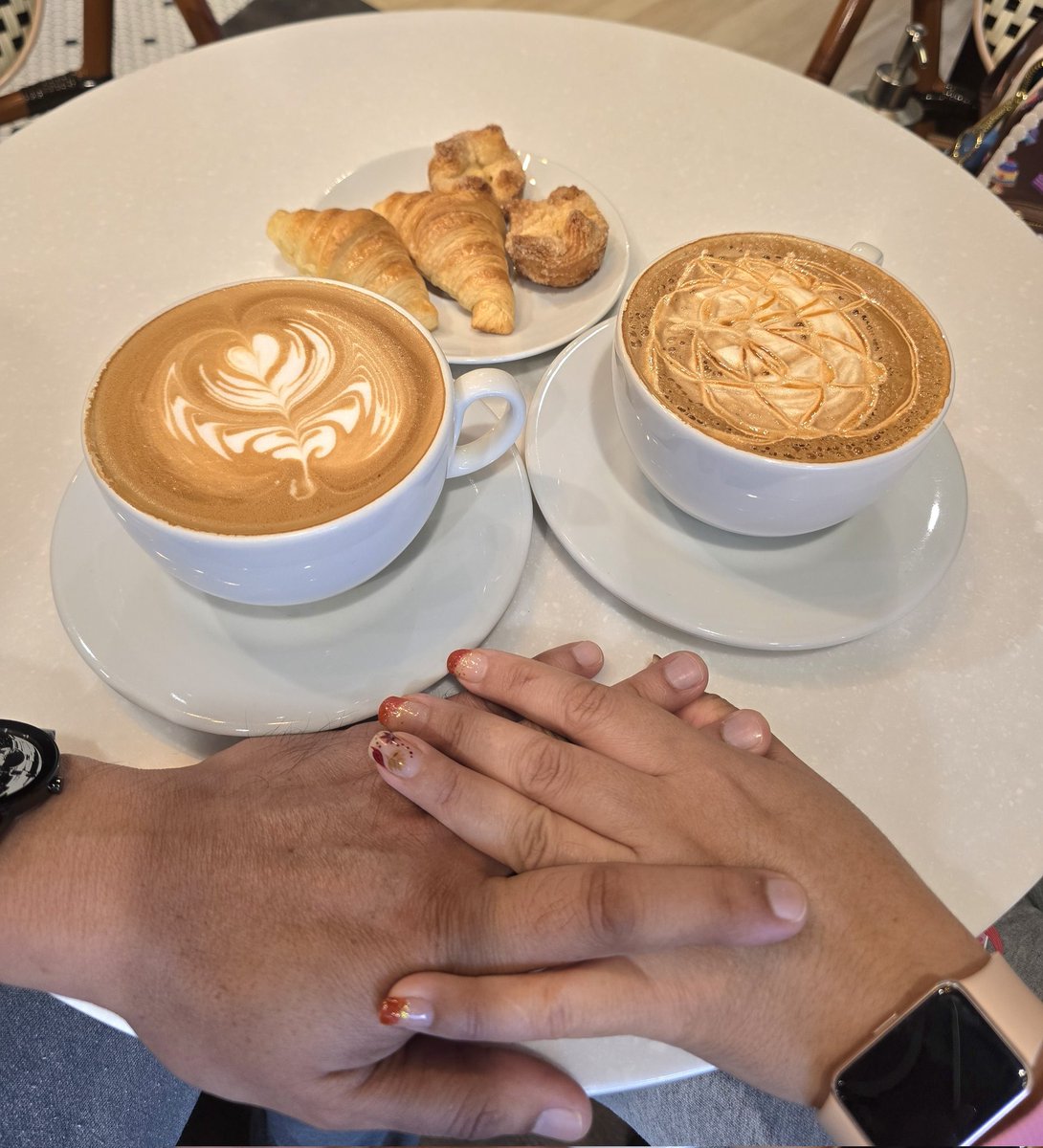 DeniseOrtizT's tweet photo. Buenos días!! 🥰
#momentos https://t.co/BS7Dx4AGew