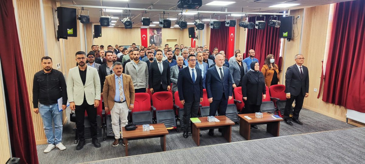 2025-2026 Eğitim-Öğretim Yılı Çınar İlçesi Okul Müdürleri Değerlendirme Toplantısı gerçekleştirildi.

İl Millî Eğitim Müdürümüz Sn. Salih Sadoğlu başkanlığında düzenlenen toplantıya, Çınar İlçe Millî Eğitim Müdürü Sn. Yusuf Güzel, şube müdürleri ve ilçe genelinde görev yapan okul