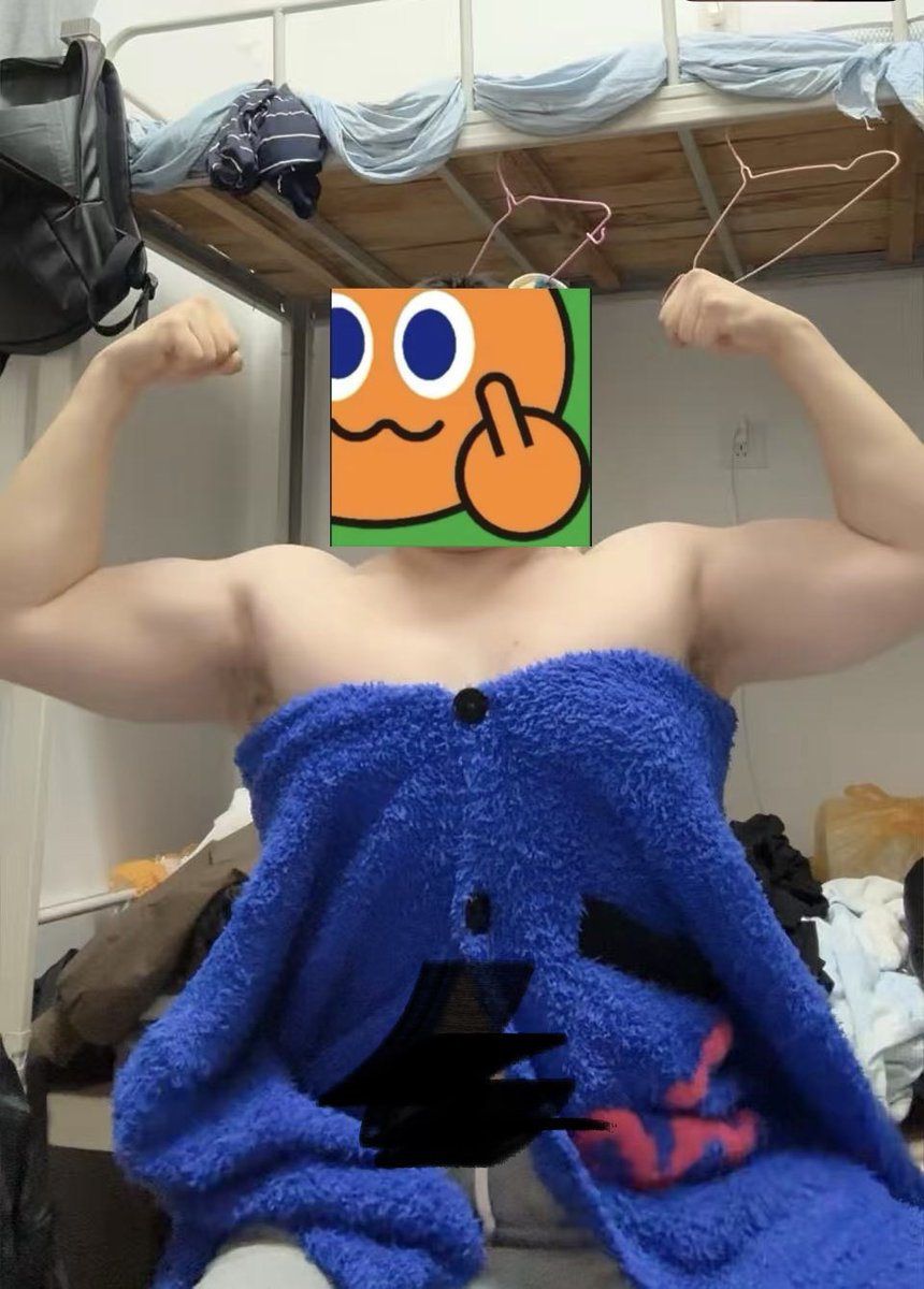 LoryZ tweet media