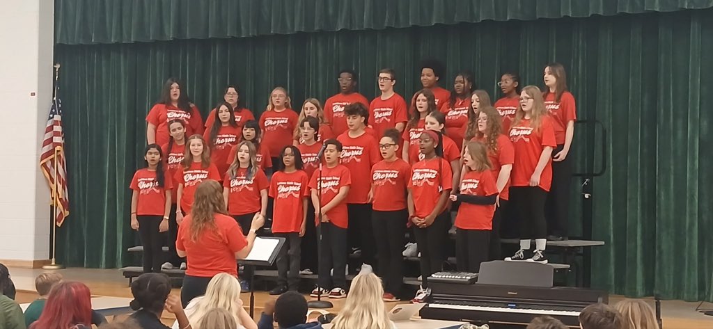 8th grade chorus did an awesome job performing at New Castle Elementary this morning! We even taught them one of our songs! <a href="/Landstownms/">Landstown Middle</a> <a href="/ActivitiesLMS/">Landstown MS Student Activitites</a>