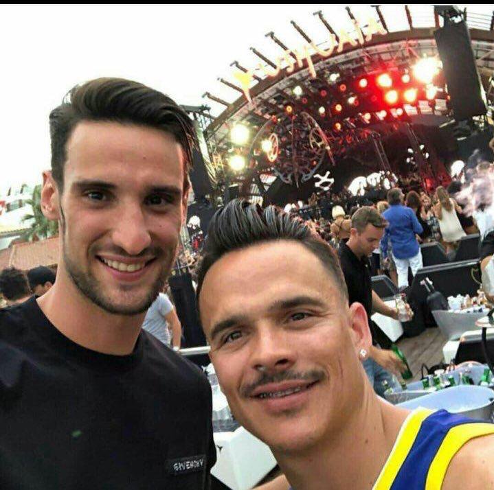 No te pases de la raya, <a href="/RoqueM26/">Roque Mesa</a>.