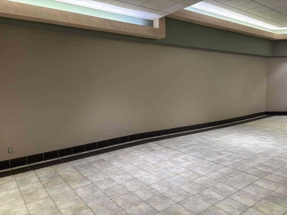 Fleetwood Walking Guy tweet media