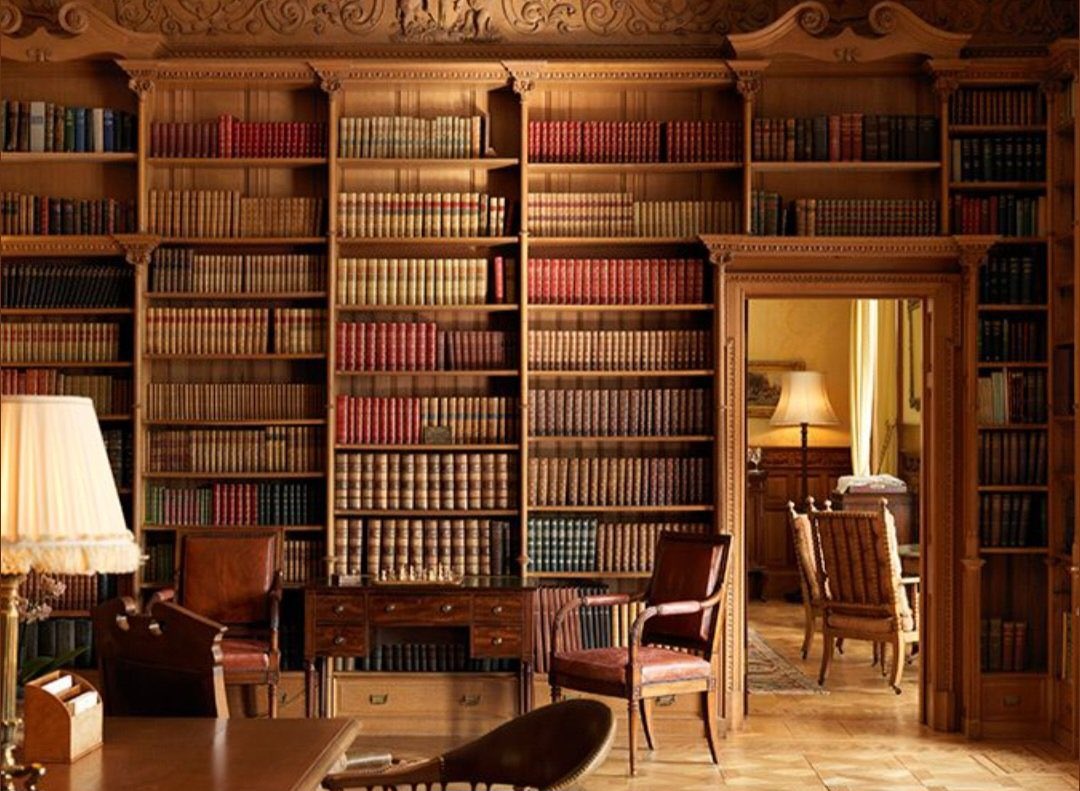 ketab_a's tweet image. &quot;إذا أراد أحد أن يحاول احتواء تاريخ الروح الإنسانية في مساحة صغيرة داخل منزل أو غرفة واحدة وجعله ملكًا له، فلن يتمكن من القيام بذلك إلا في شكل مجموعة من الكتب.&quot;
هيسه