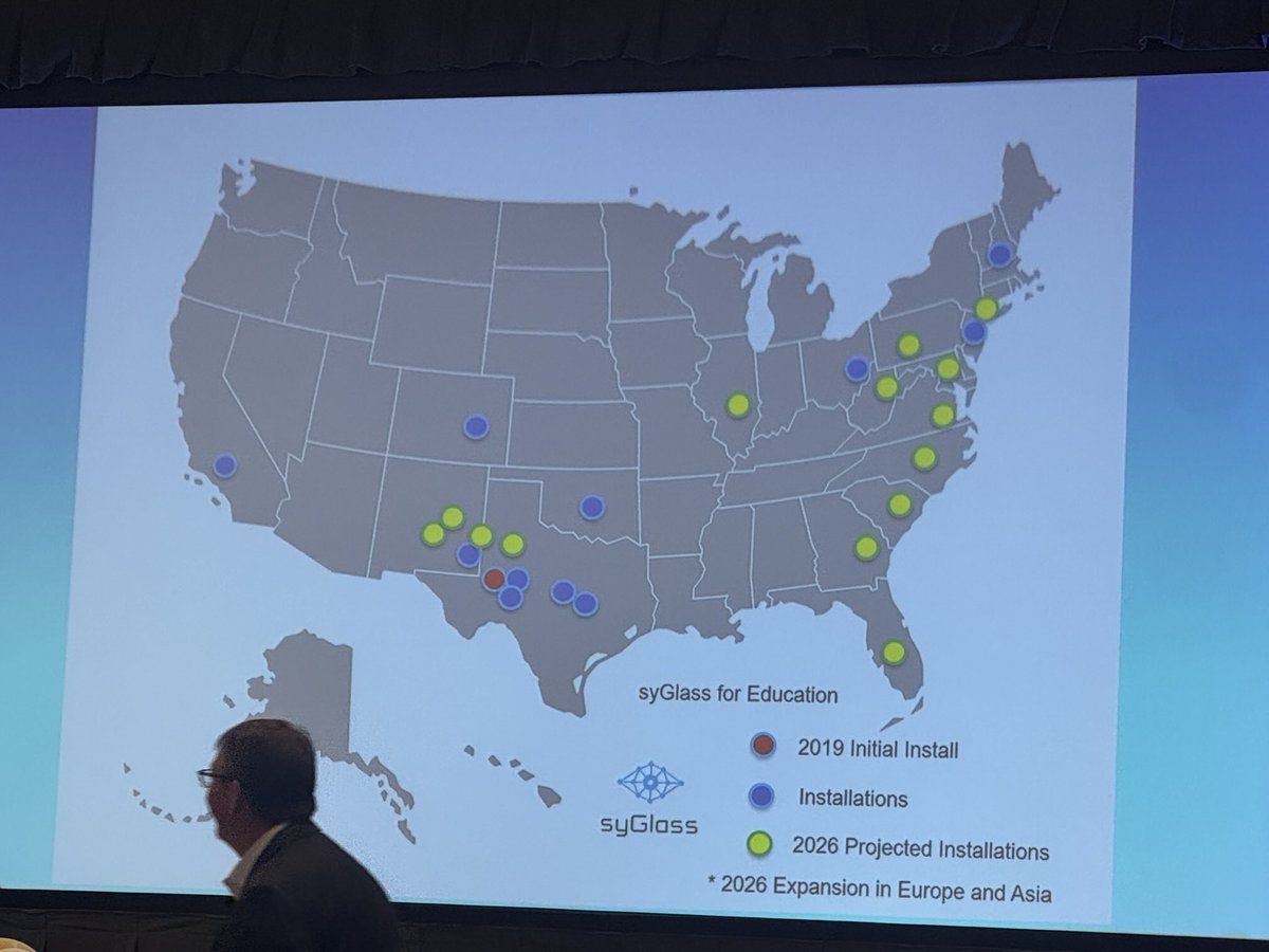 DrSDHoward's tweet image. #MISDProud to hear the story of the partnership between ⁦@Midland_ISD⁩ and ⁦@syGlassVR⁩ - funded by ⁦@Diamondback_EP⁩ ate the PEBL Summit today. Proud of the #StudentExperience we are providing in STEM education. ⁦@PaleoExplorer⁩
