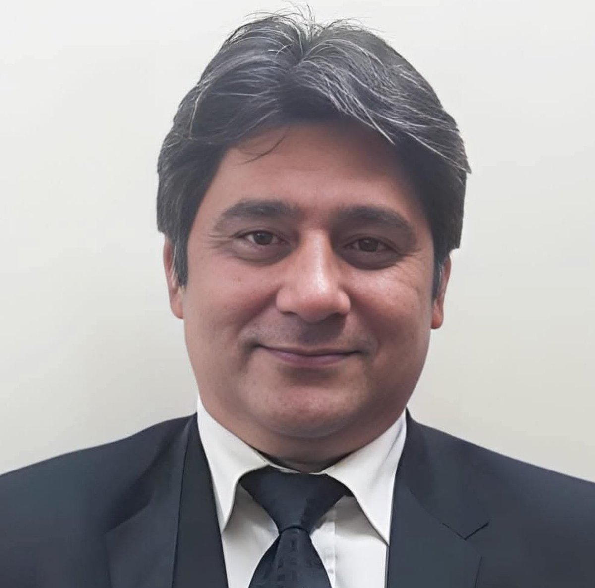 ShahidkhattakSk's tweet image. سینٹر خرم ذیشان کو مبارک باد پیش کرتا ہو خیبر پختون خواہ کے تمام ایم پی ایز کا شکریہ آپ نے اپنے لیڈر عمران خان کے انتحاب کو ووٹ دیا اور شبلی فراز کی قربانی کو ہمیشہ یاد رکھا جائے گا