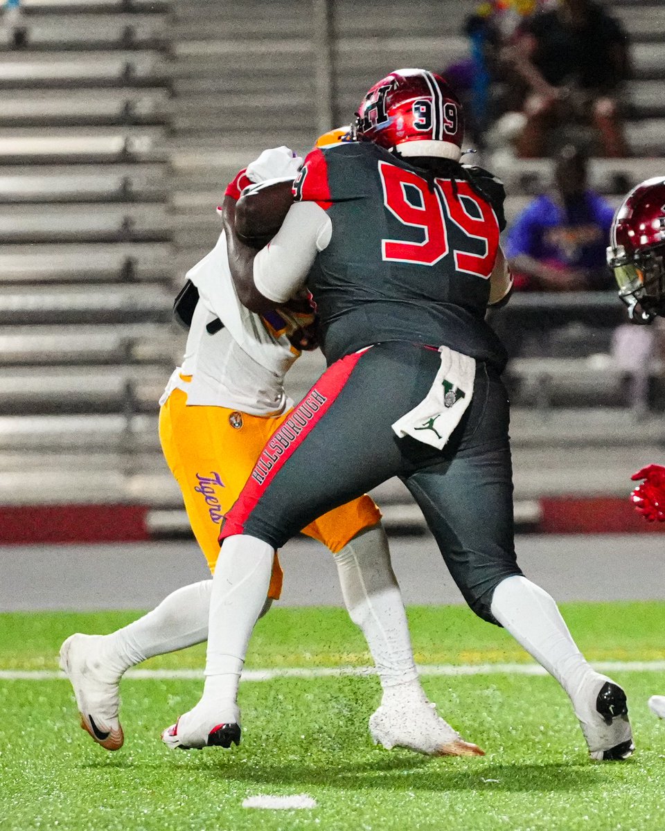 Check out my FB film 🔴⚫️ <a href="/247recruiting/">247Sports Recruiting</a> <a href="/PrepRedzoneFL/">Prep Redzone Florida</a> @BigCountryPreps1
<a href="/ExpoRecruits/">Expo Recruits</a> <a href="/HHSFootball7/">Hillsborough High School Football</a> 

hudl.com/v/2StVLZ