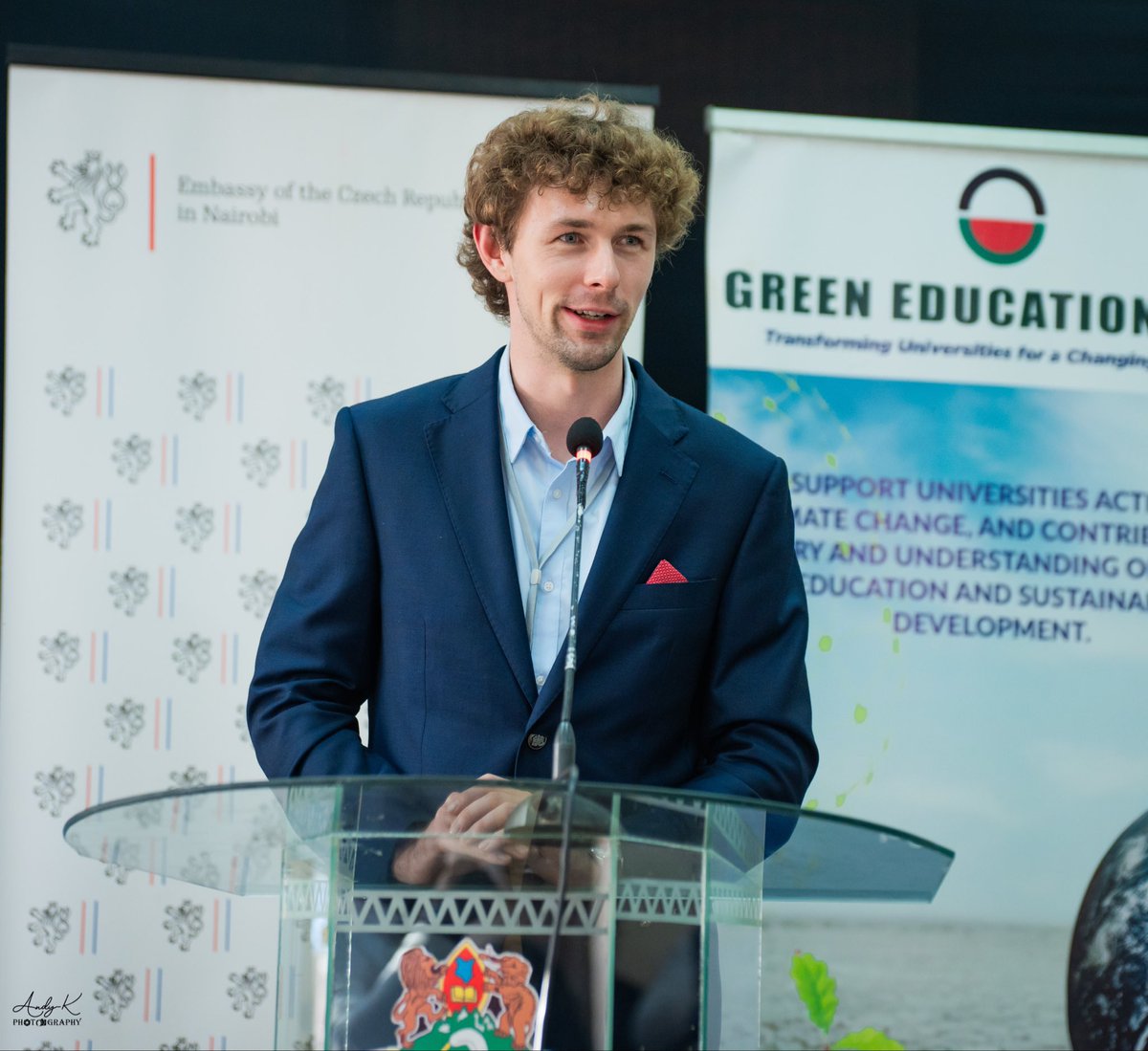 CZAmb_Nairobi's tweet photo. Great to see #Czech 🇨🇿 partnership with Kenyatta University @KenyattaUni growing! This time, ahead of #UNEA7, the focus was on multilateral negotiations in the area of environment. Promoting Czech &amp; Kenyan young leaders!
🇨🇿🤝🇰🇪
#Czechia
#Kenya
#Multilateralism
@UNEP 
@KU_UNESCO https://t.co/zZRTf4HLZg
