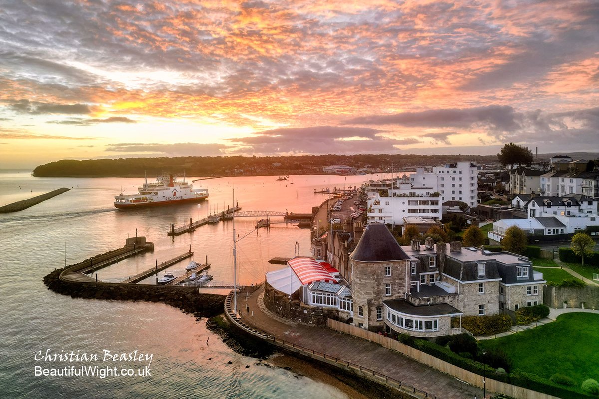 Beautiful Wight tweet media